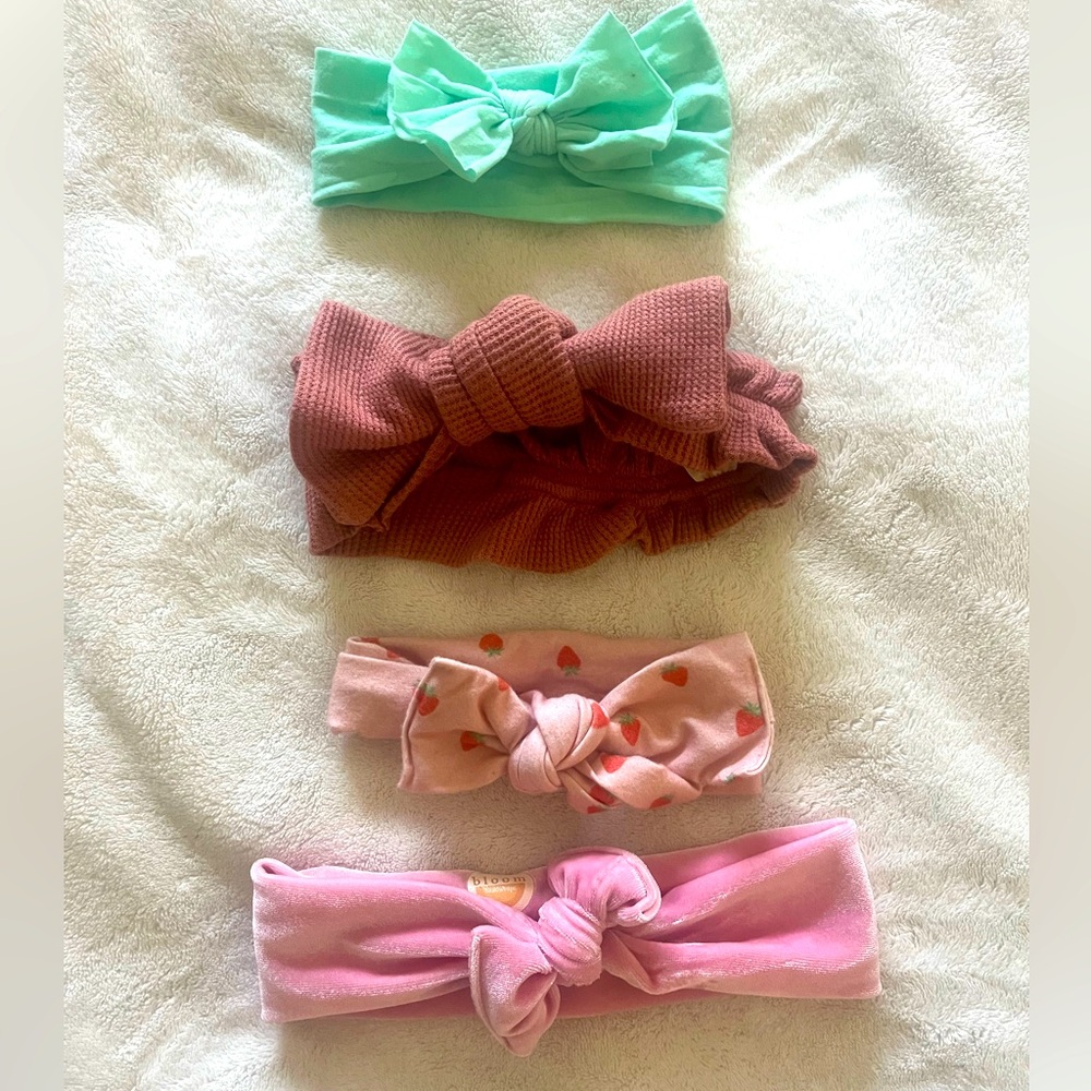 Kate Quinn and Bloom - 4 toddler baby headbands bows